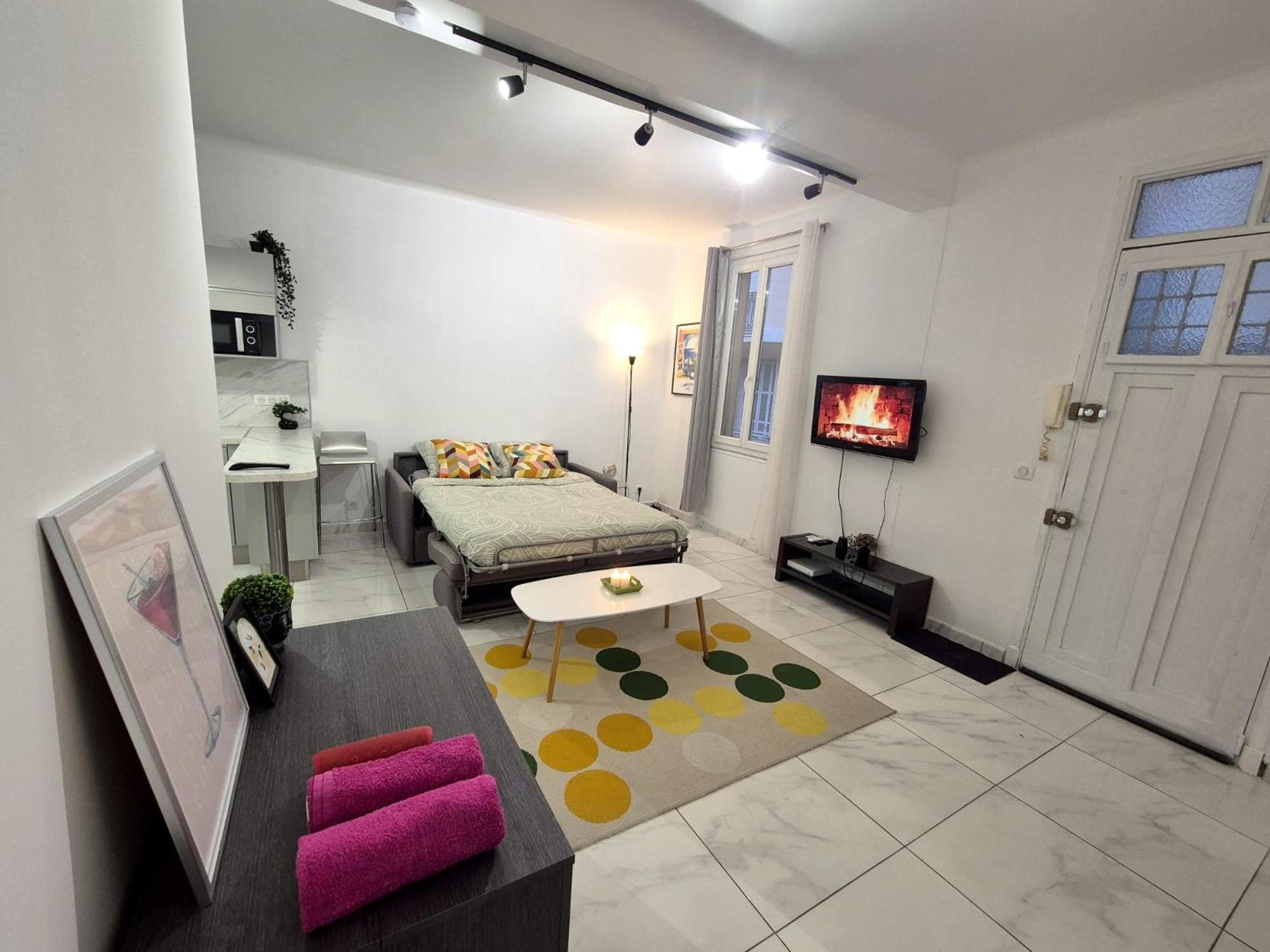 Studio Renove Au Centre Ville 尼斯 外观 照片